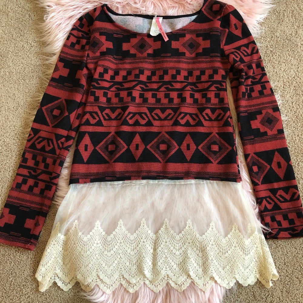 2/$20 Aztec print and lace top